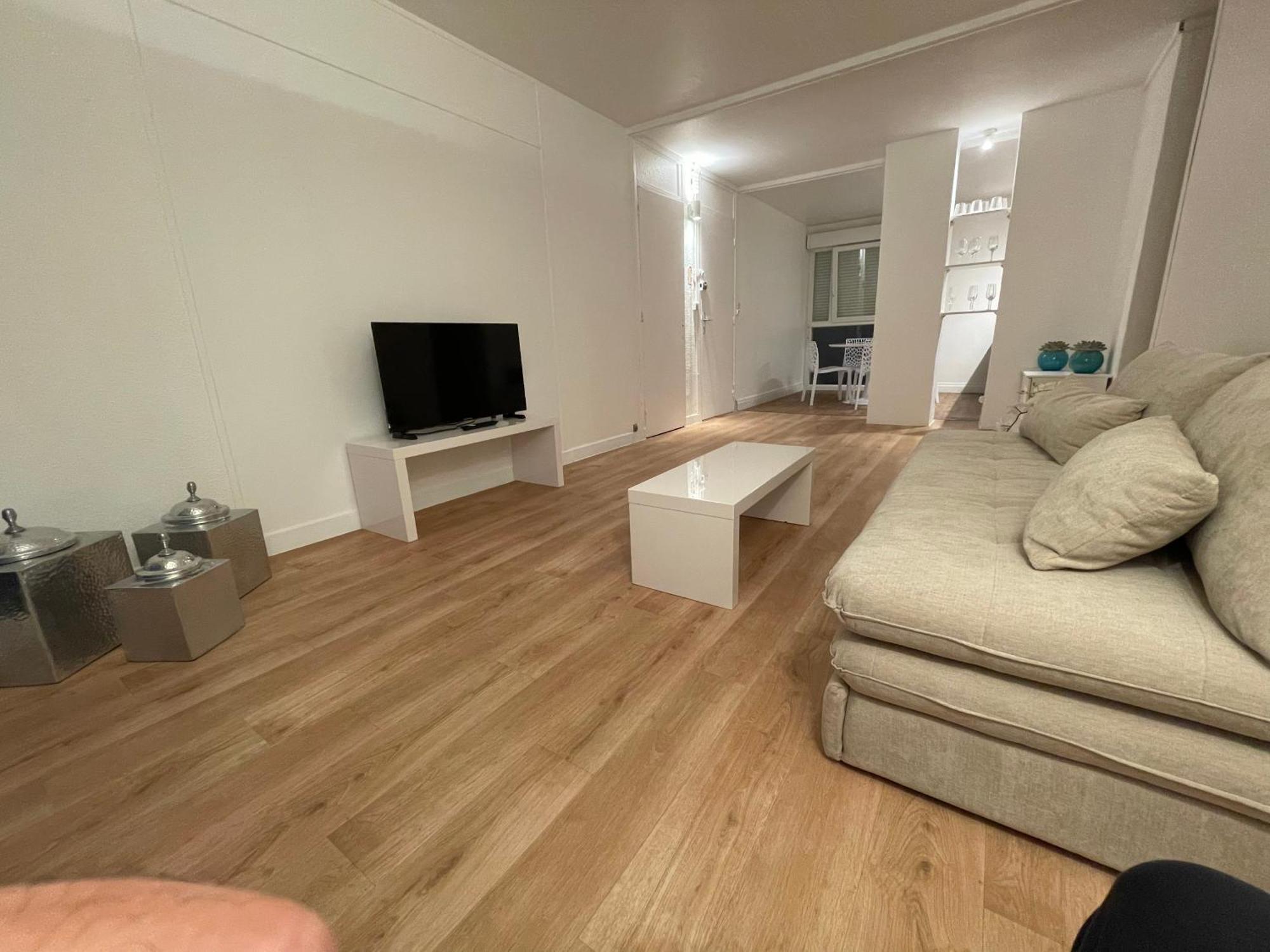 Lenahome Reims Extérieur photo