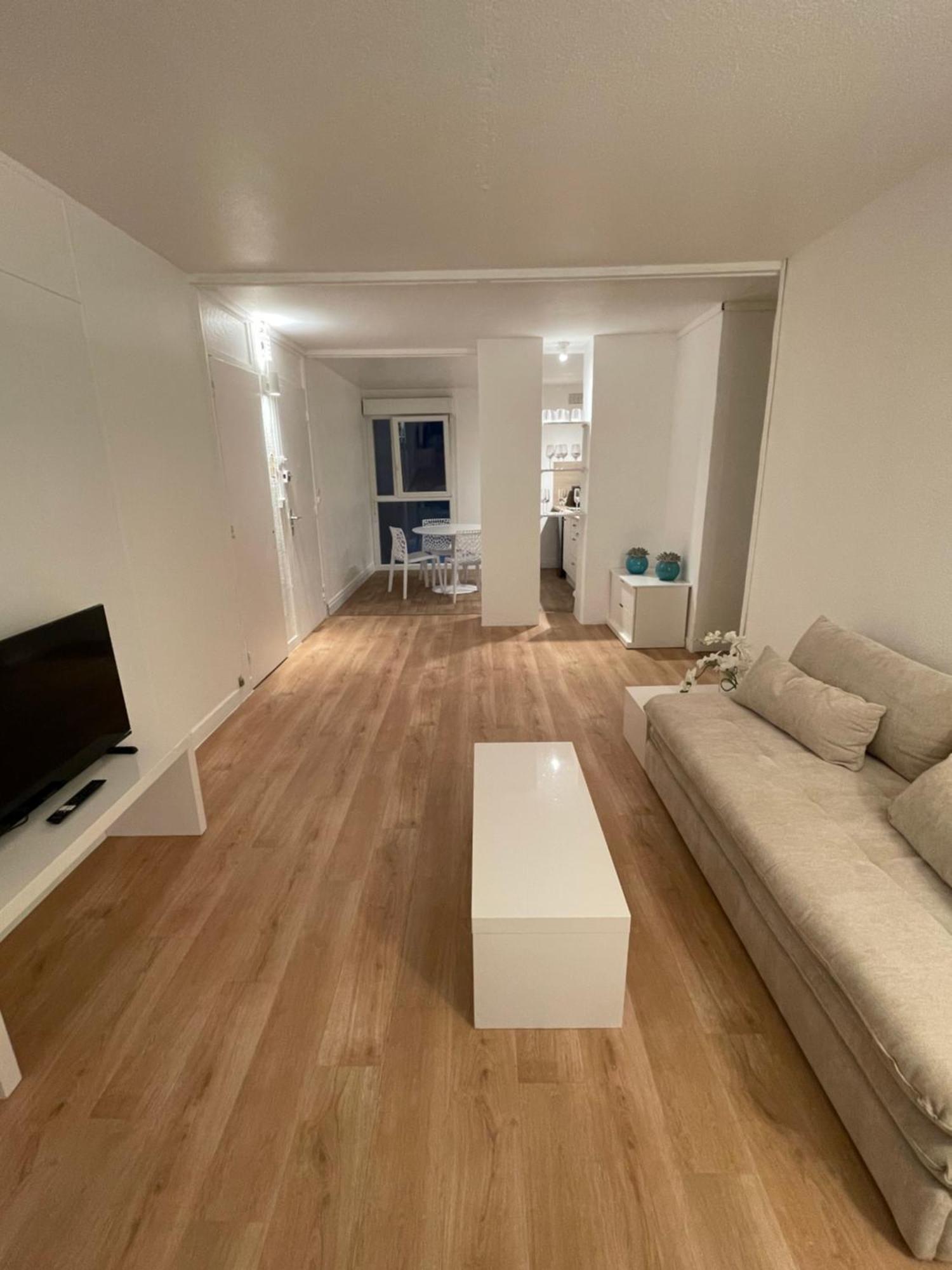 Lenahome Reims Extérieur photo