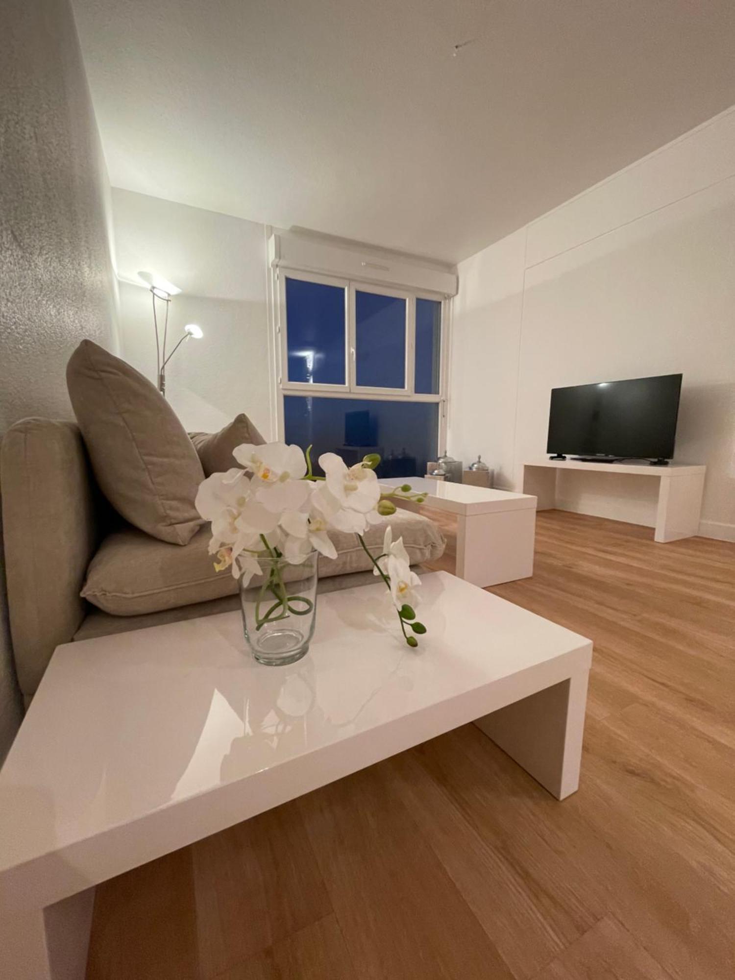 Lenahome Reims Extérieur photo